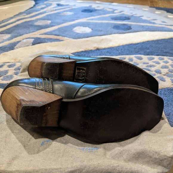 John Fluevog BARKERVILLE IN BLACK- SIZE 8.5 - Picture 3 of 3